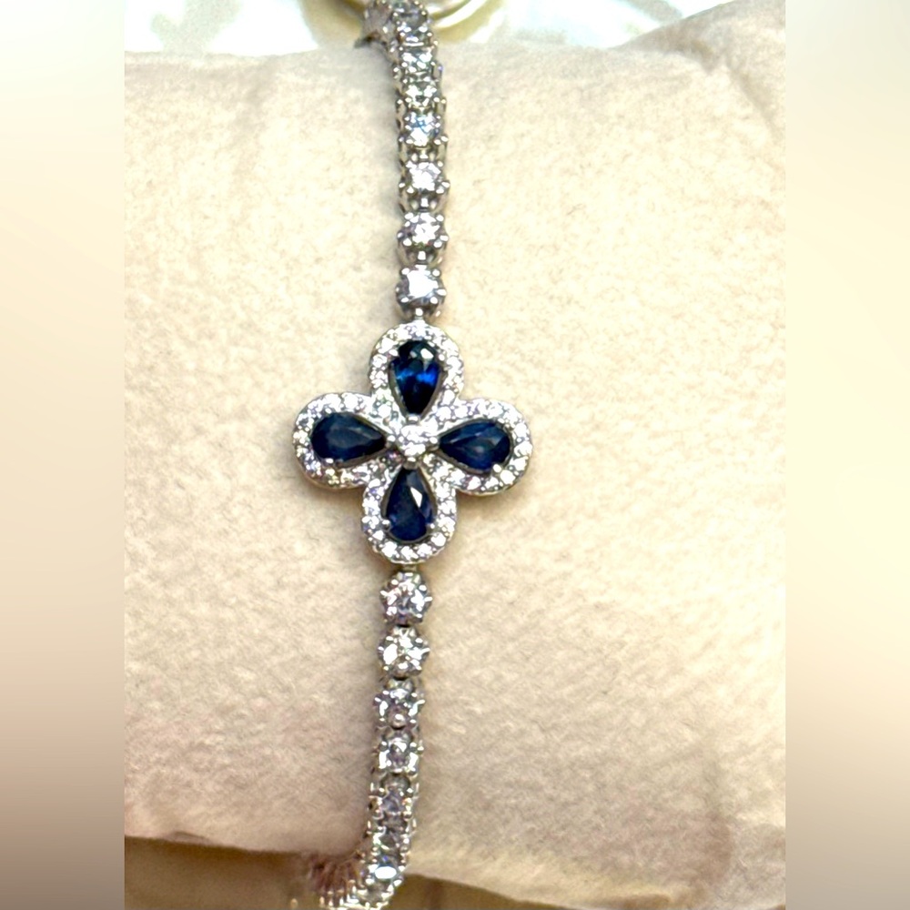 BS6 1.3CT Natural Blue Sapphire Bracelet CLOVER Rhodium Sterling Silver S925